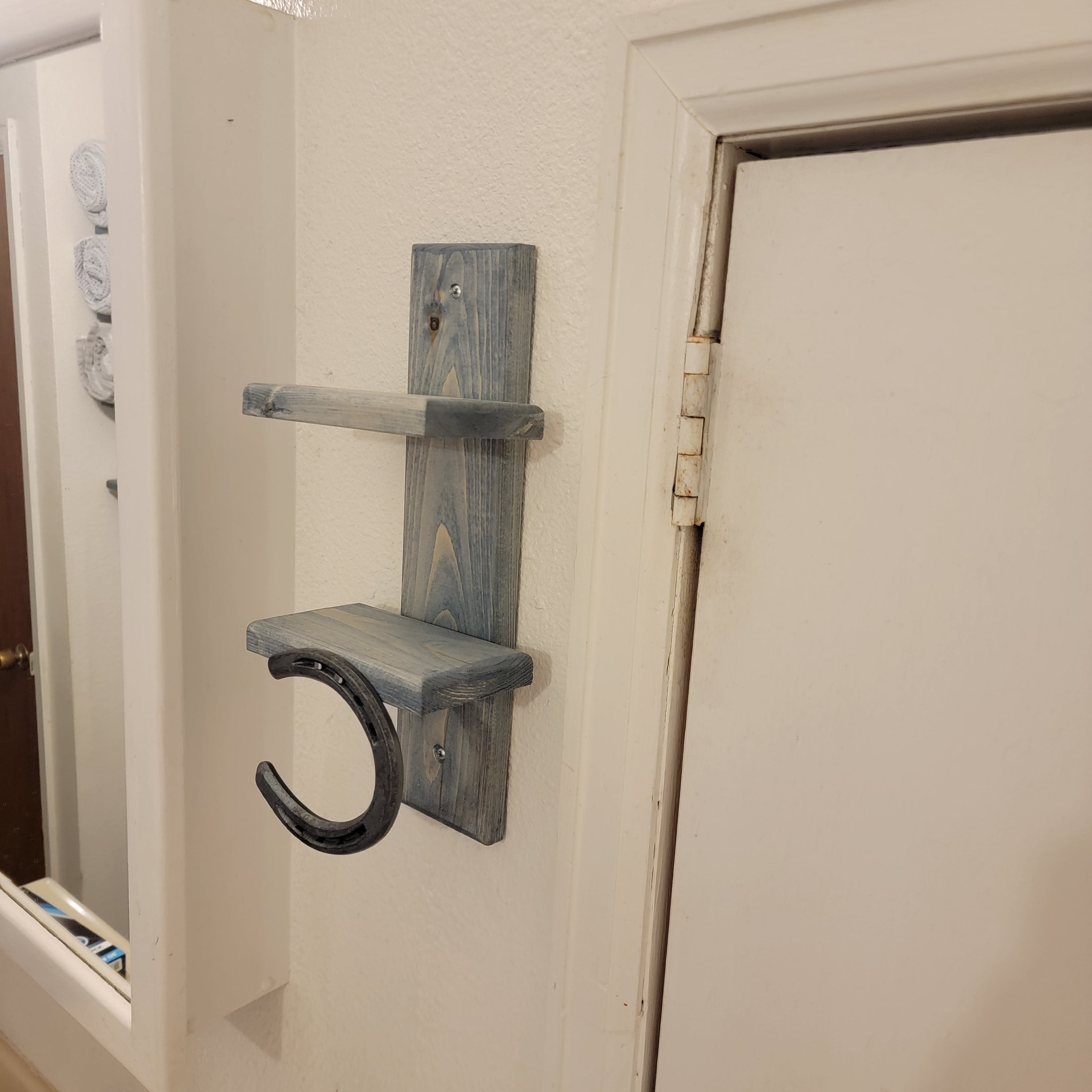 The Wrangler Hand Towel Rack: Single Horseshoe Series