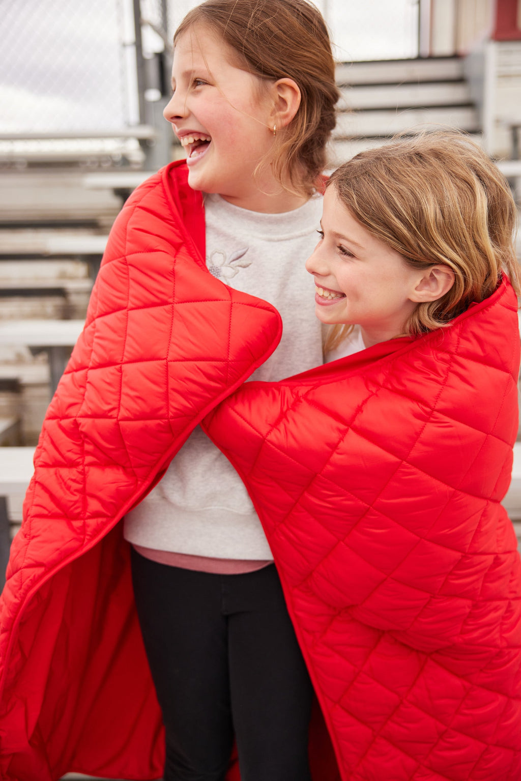 Waterproof Puffer Blanket with Pockets | Pretty Rugged