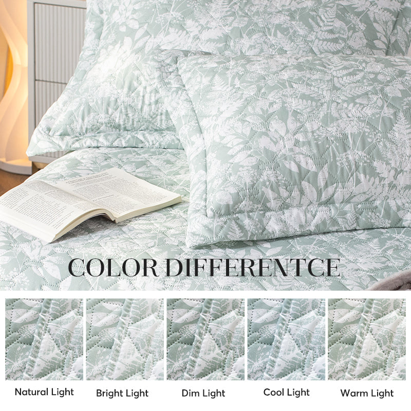 Kasentex Spring Lightweight Botanical Green Floral Quilt Set - Light All Season Bedding, Room Decor, Graduation Gifts