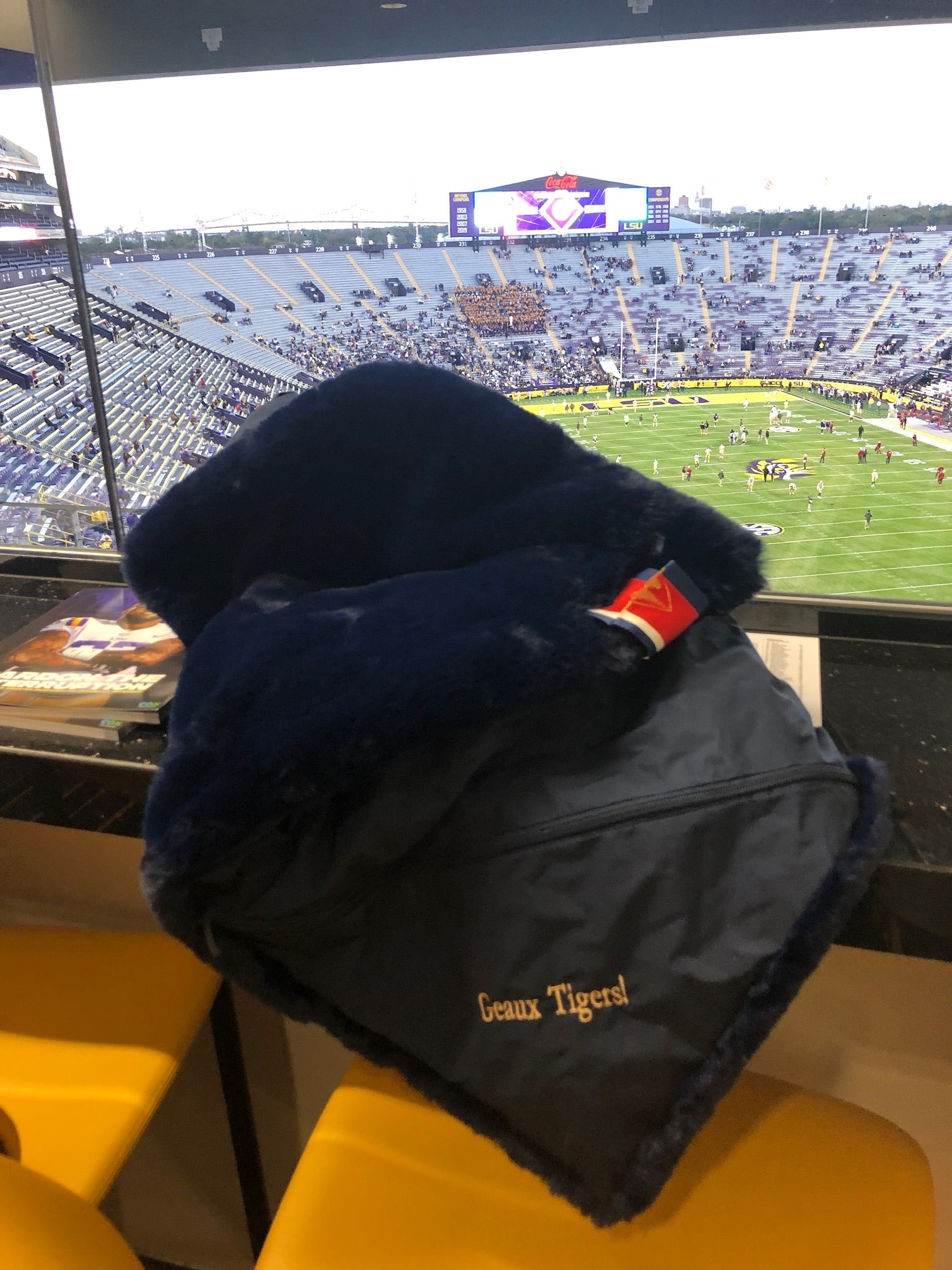 Waterproof Windproof Outdoor Lap Blanket | Pretty Rugged