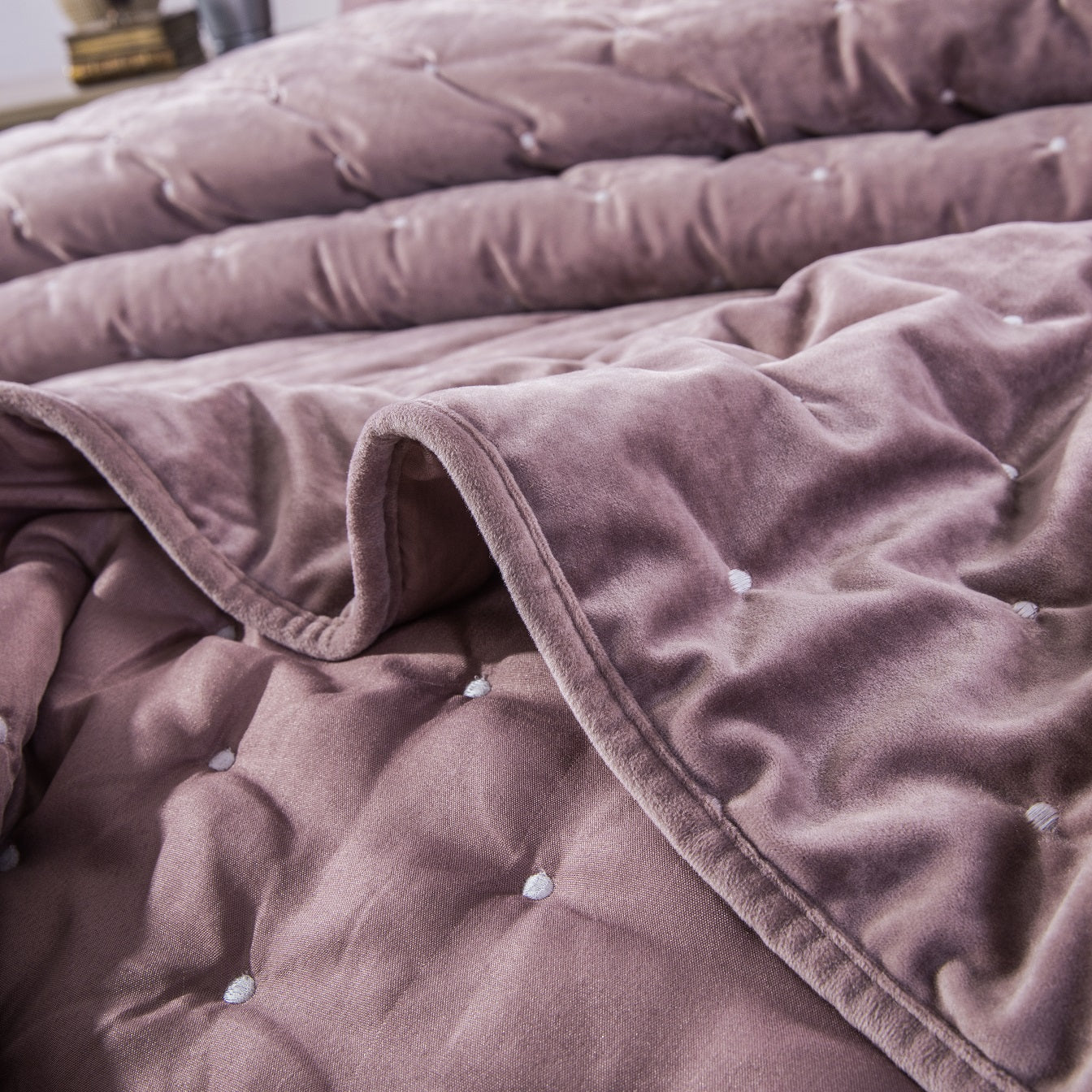 Tache Plush Dreams Purple Mauve Tufted Velvet Quilt Set (JHW-853P)