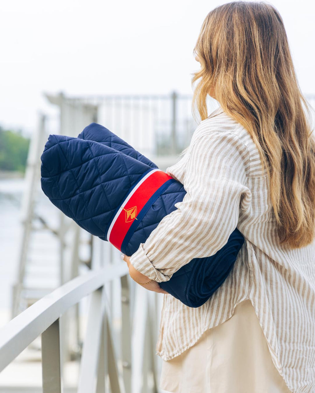 Waterproof Puffer Blanket with Pockets | Pretty Rugged