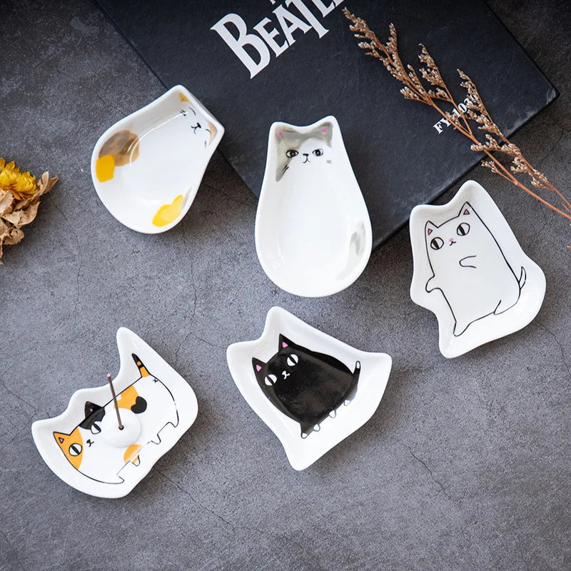 Japanese Ceramic Cat Incense Tray and Sauce Dish | Cute Animal Seasoning Plate for Kitchen