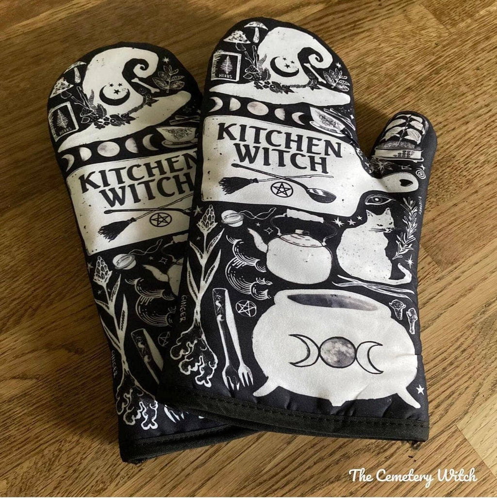 Set of 2 Kitchen Witch Oven Mitt | Pot Holders