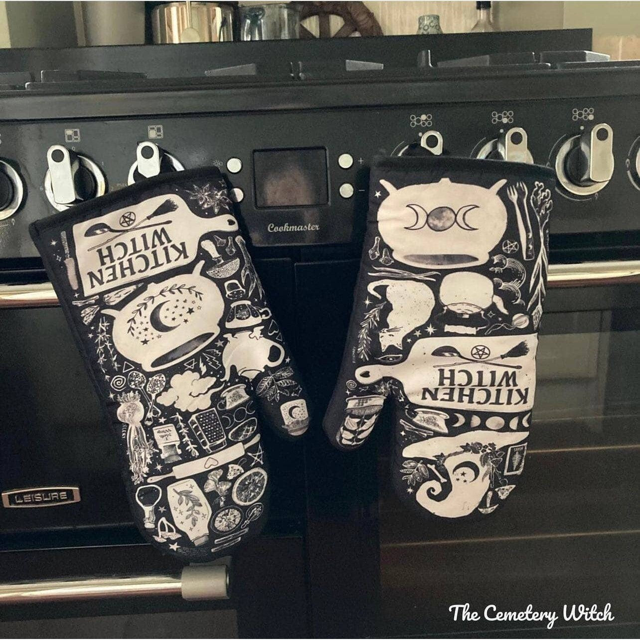 Set of 2 Kitchen Witch Oven Mitt | Pot Holders