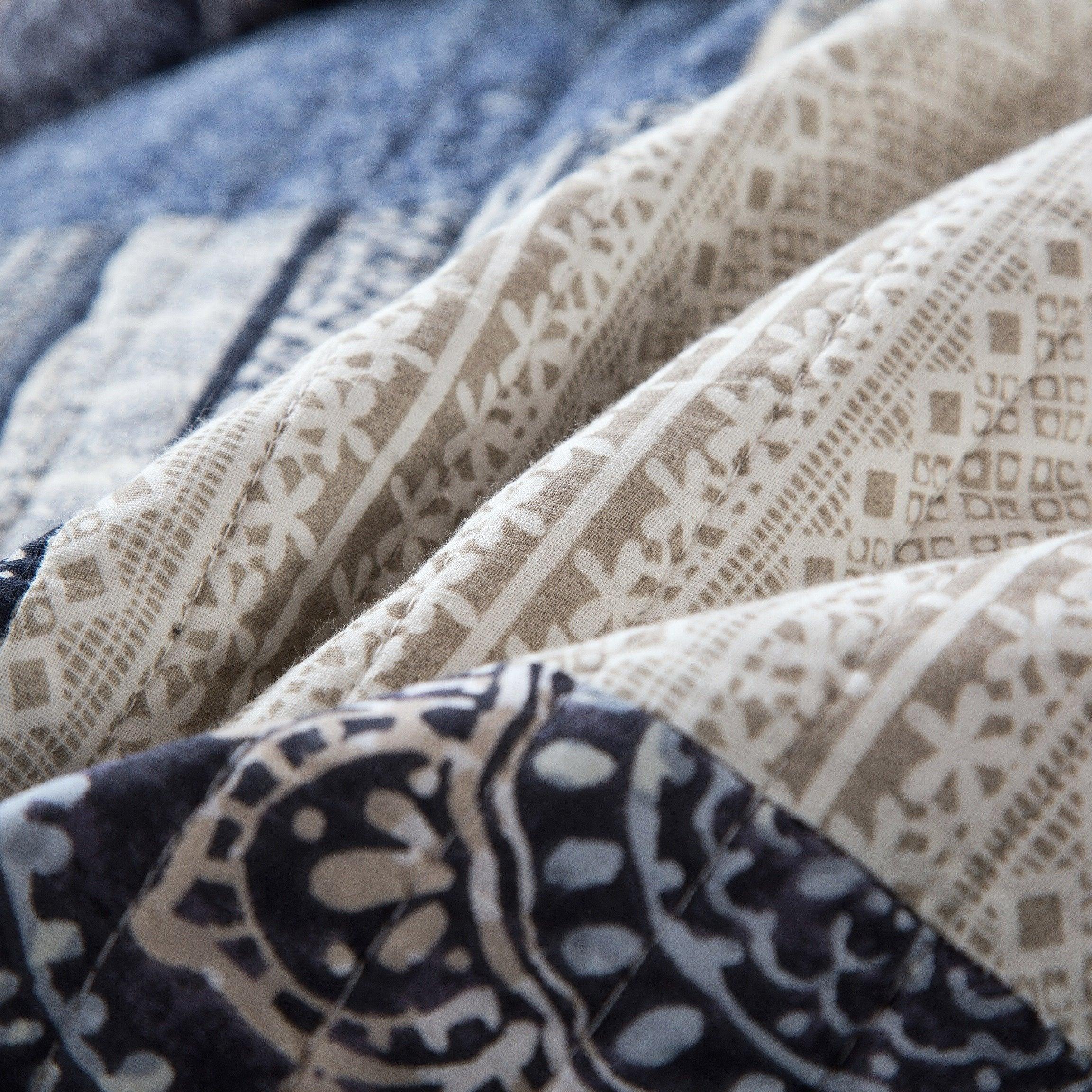 DaDa Bedding Bohemian Denim Blue Elegance Patchwork Cotton Bedspread Set (JHW-660)
