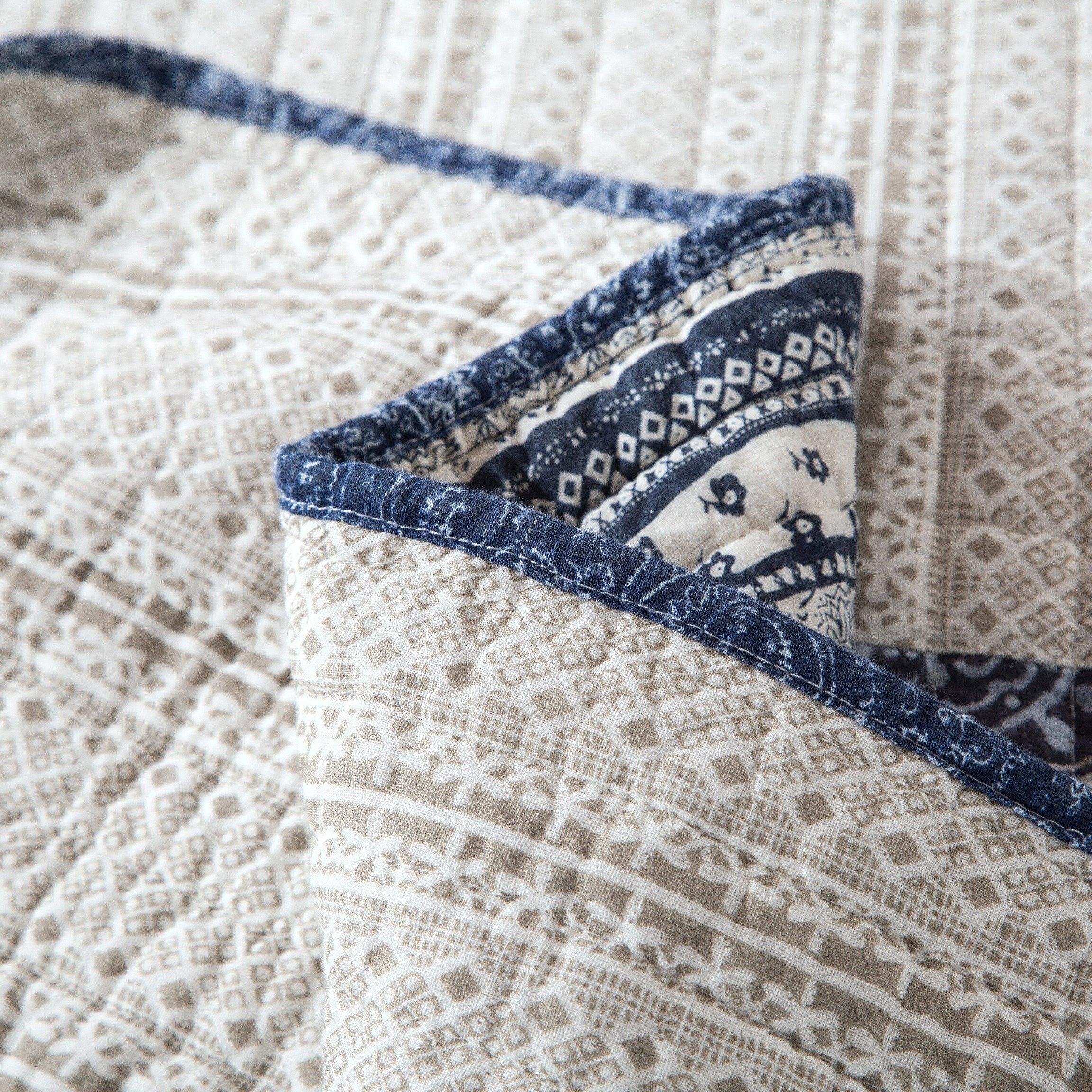 DaDa Bedding Bohemian Denim Blue Elegance Patchwork Cotton Bedspread Set (JHW-660)