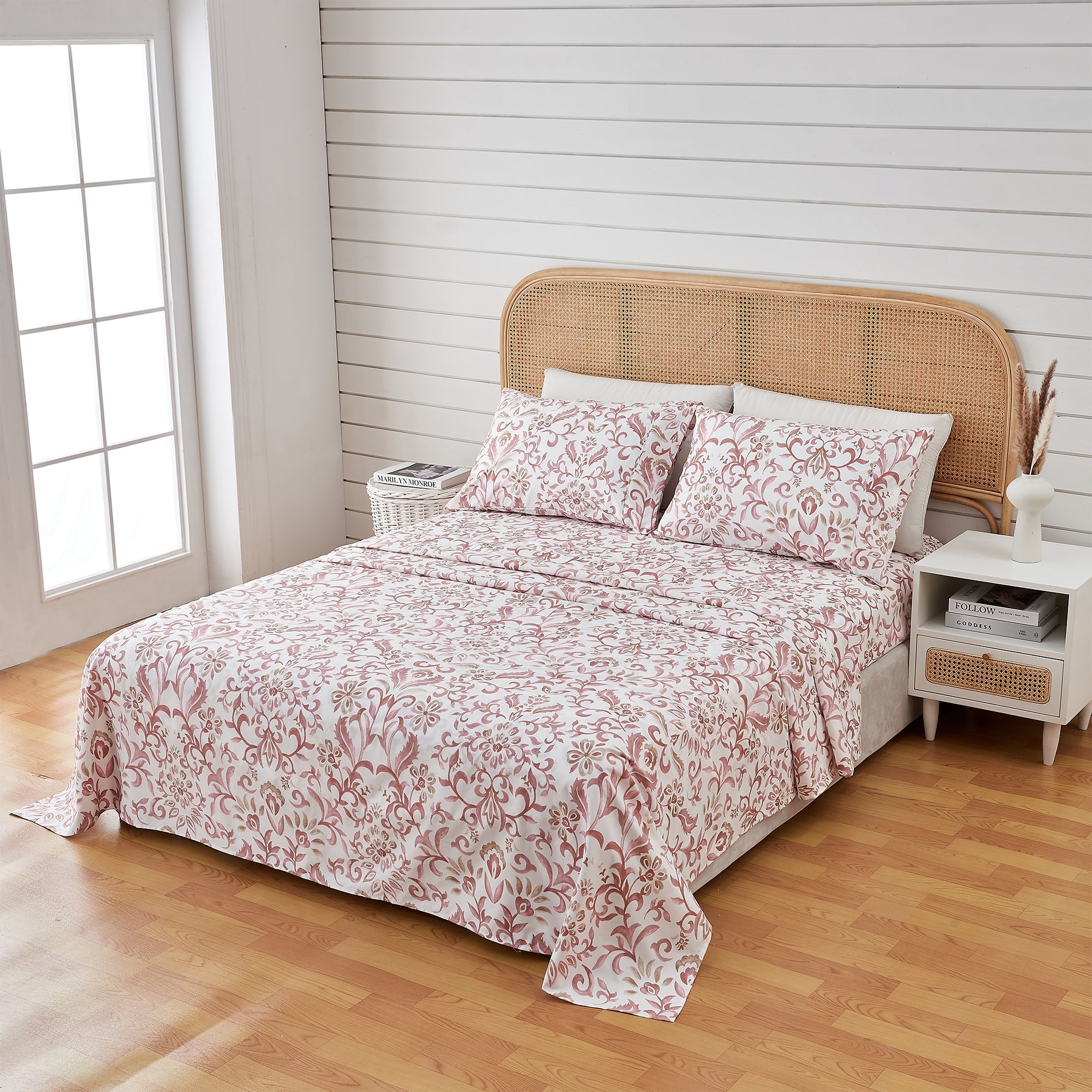 Watercolor Floral Sheet Set - Delia Collection