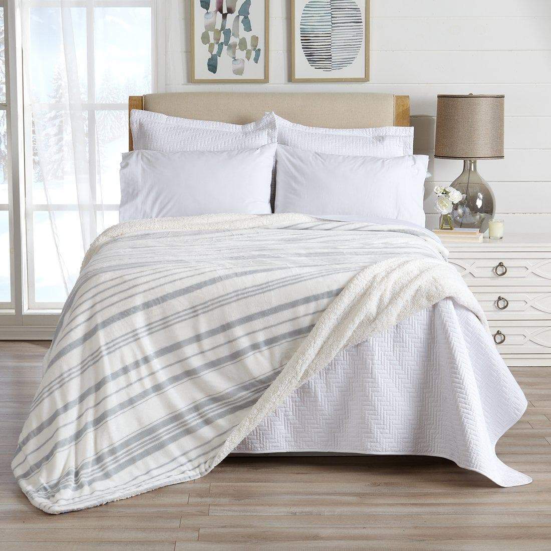 Velvet Plush Sherpa Luxury Bed Blanket - Kinsley Collection