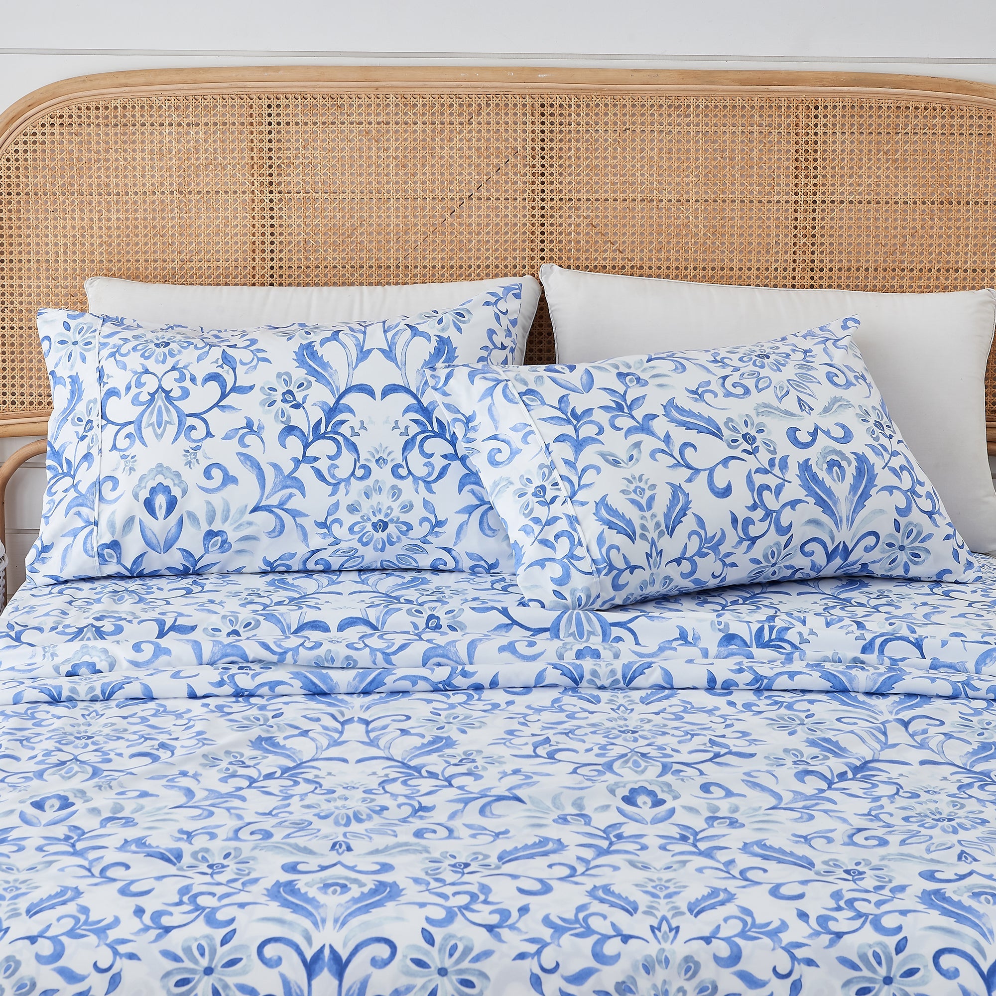 Watercolor Floral Sheet Set - Delia Collection